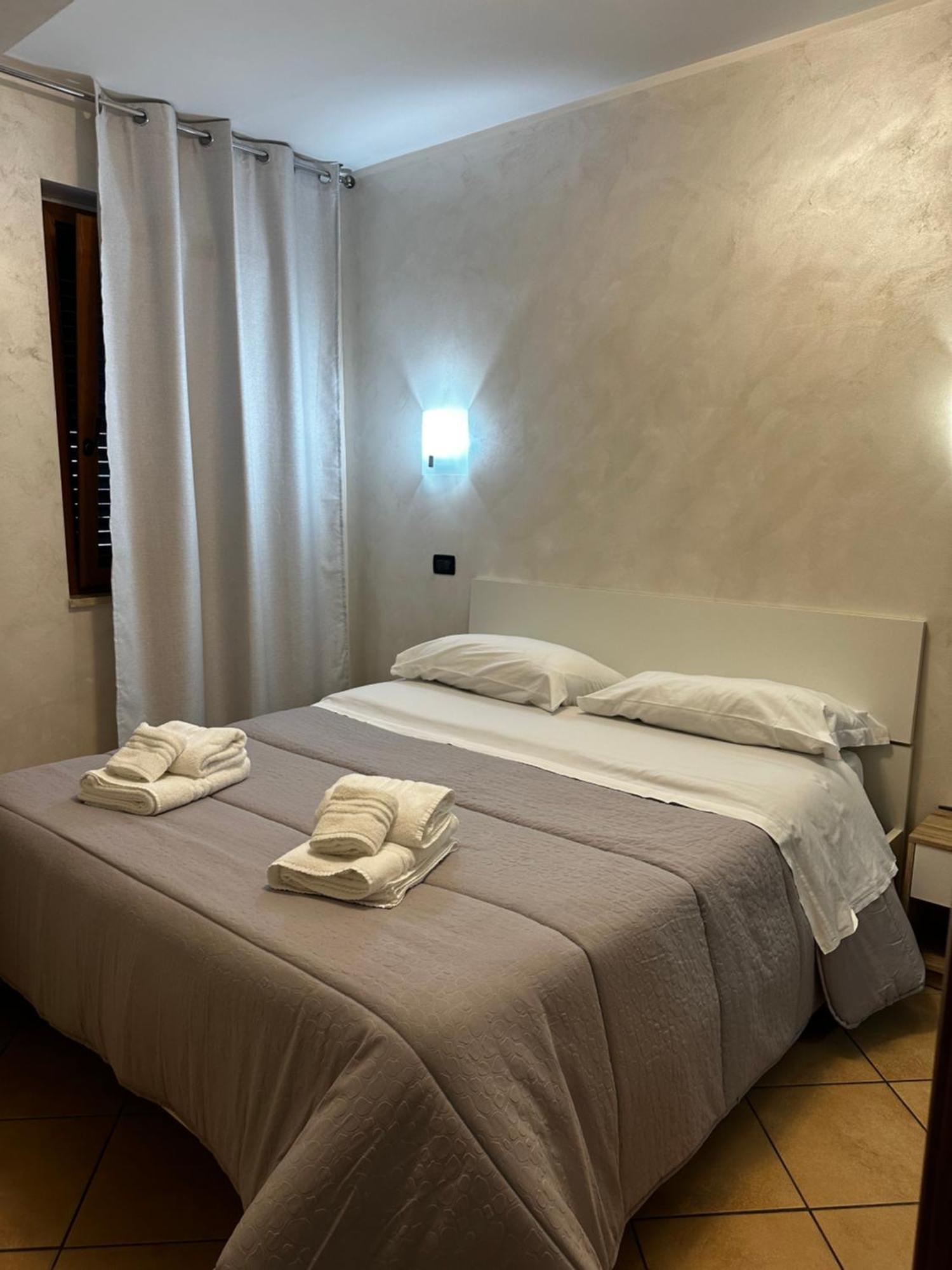 E Cariddi Couette-café Scilla