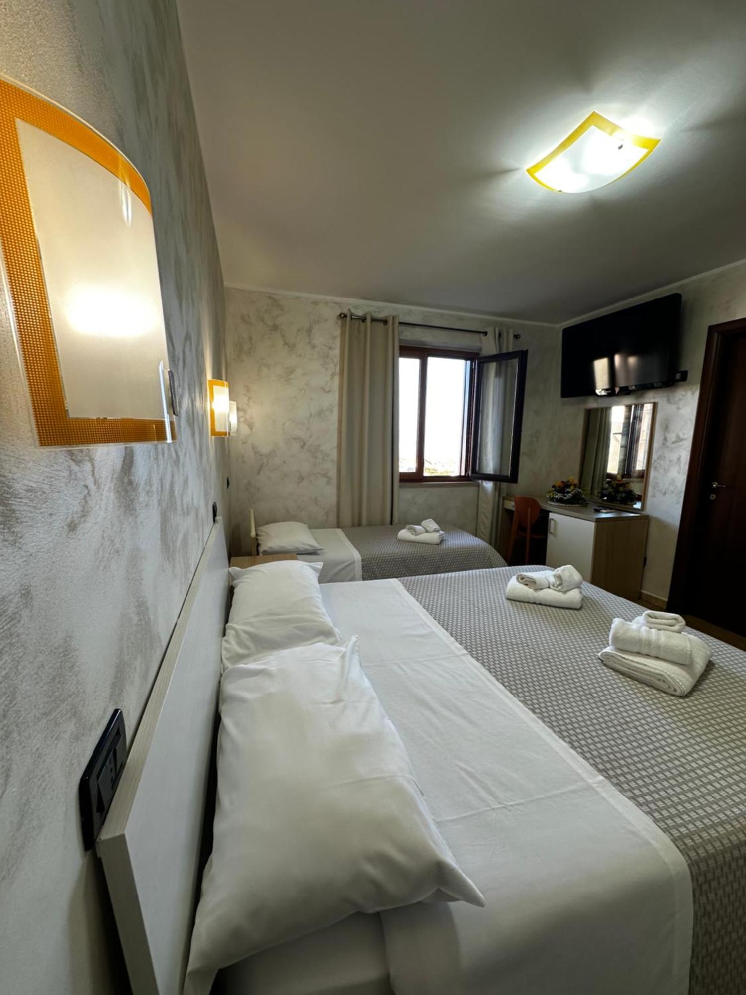 E Cariddi Couette-café Scilla